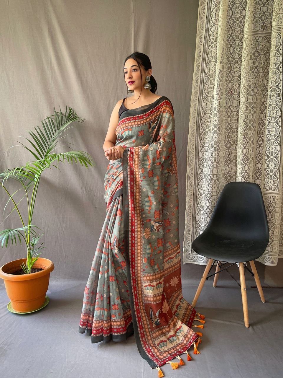 Women's Creative Terracotta Orange Linen Saree with Kalamkari Inspired Print & Tassel Detailing – Great for Casual Festivities & Cultural Events - Image 8